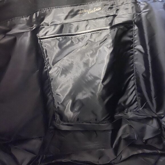 Victoria Secret White And Black Tote Like New! - Picture 4 of 11